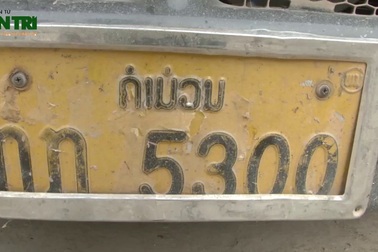 Clip: Bắt giữ các đối tượng vận chuyển pháo lậu từ Lào về Việt Nam tiêu thụ. (Thực hiện Đ.T)