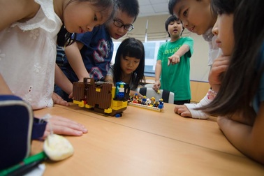 "Thoát" khỏi thiết bị di động và kết nối cùng thế giới thực