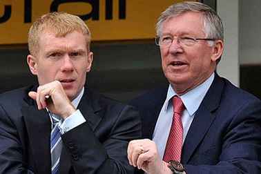 Sir Alex phản pháo những chê bai khi gọi lại Scholes