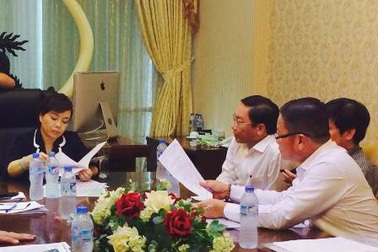 Bộ trưởng y tế yêu cầu bệnh viện thẩm mỹ ngừng căng da bằng chỉ vàng