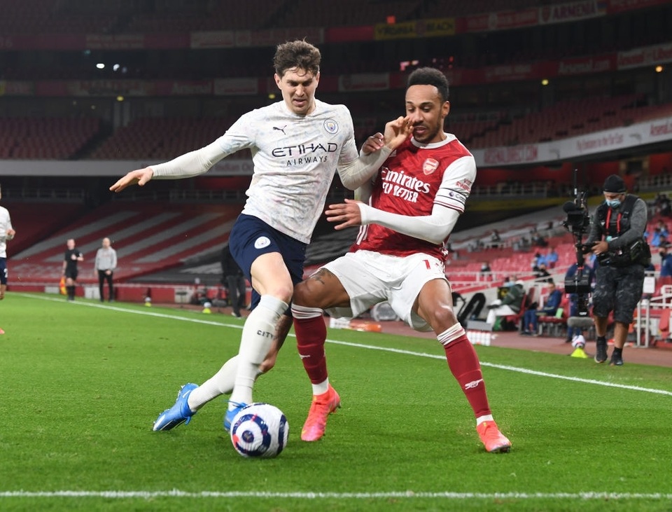 Arsenal 0-1 Man City: Xây chắc ngôi đầu bảng - 3 Arsenal 0-1 Man City: Xây chắc ngôi đầu bảng - 3
