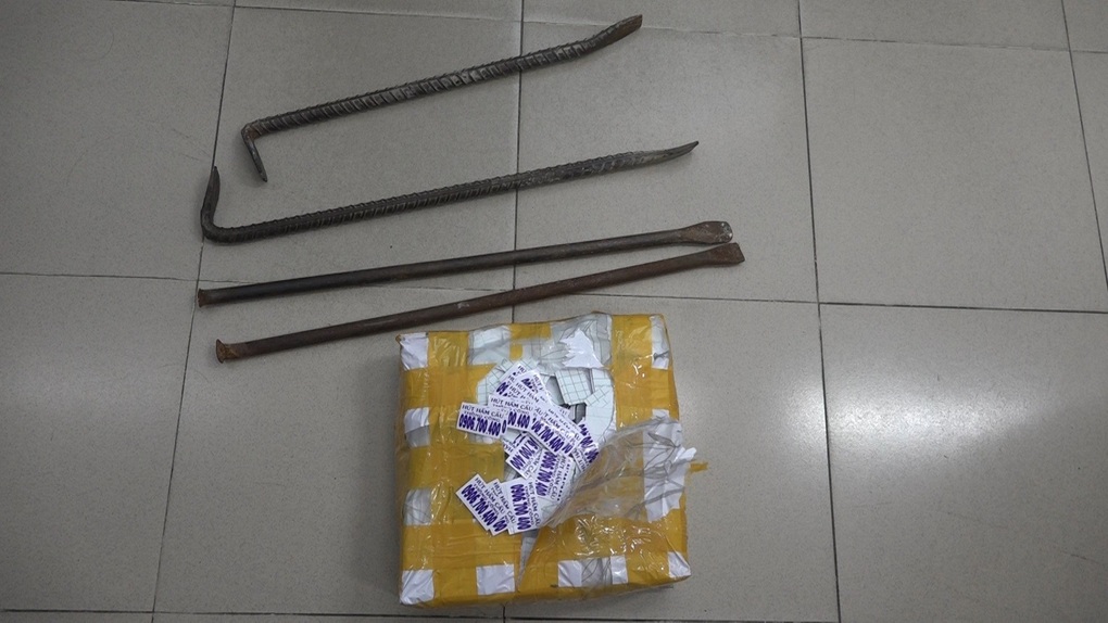 Dàn cảnh đánh người vì tranh giành địa bàn hút hầm cầu - 2 Dàn cảnh đánh người vì tranh giành địa bàn hút hầm cầu - 2