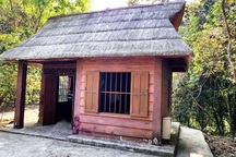 Thăm nơi ở và làm việc của cố Chủ tịch Hội đồng Nhà nước Võ Chí Công