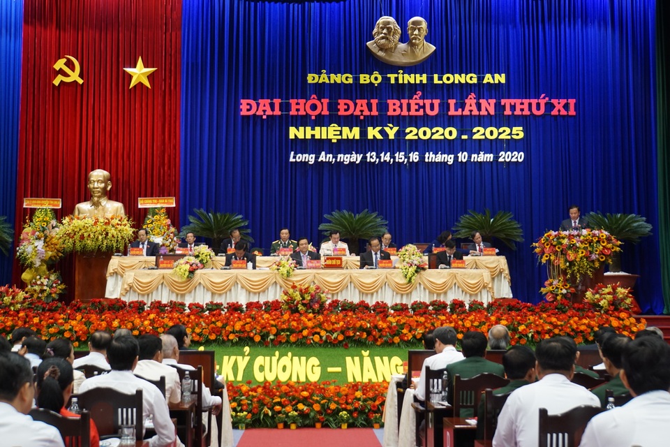 Long An quyết tâm giữ vững vị trí dẫn đầu Đồng bằng sông Cửu Long - 1 Long An quyết tâm giữ vững vị trí dẫn đầu Đồng bằng sông Cửu Long - 1