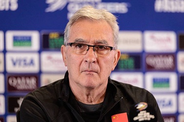 HLV Trung Quốc nhận cái kết đắng sau trận thua Indonesia