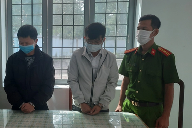 Bắt tạm giam thêm 2 giám đốc hợp tác xã ký khống hợp đồng