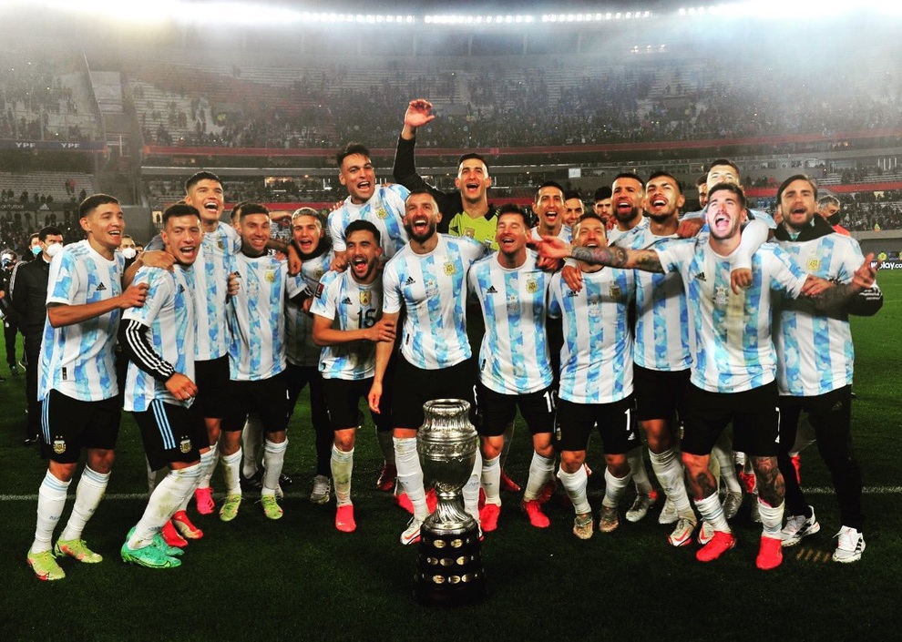 Messi khóc nức nở trong khoảnh khắc vô cùng xúc động - 2 Messi khóc nức nở trong khoảnh khắc vô cùng xúc động - 2