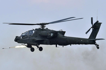 Trực thăng Mỹ tập trận bắn đạn thật ở Hàn Quốc