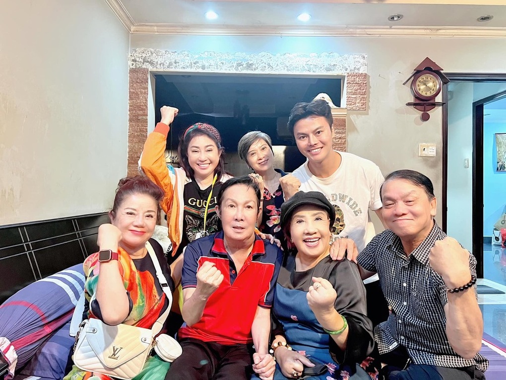 Ông hoàng cải lương Vũ Linh qua đời - 2 Ông hoàng cải lương Vũ Linh qua đời - 2