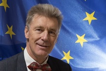 Cựu Đại sứ EU bị nghi làm gián điệp cho Trung Quốc