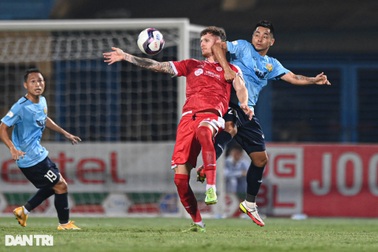 CLB Viettel thua đau Hà Tĩnh trên sân Hàng Đẫy