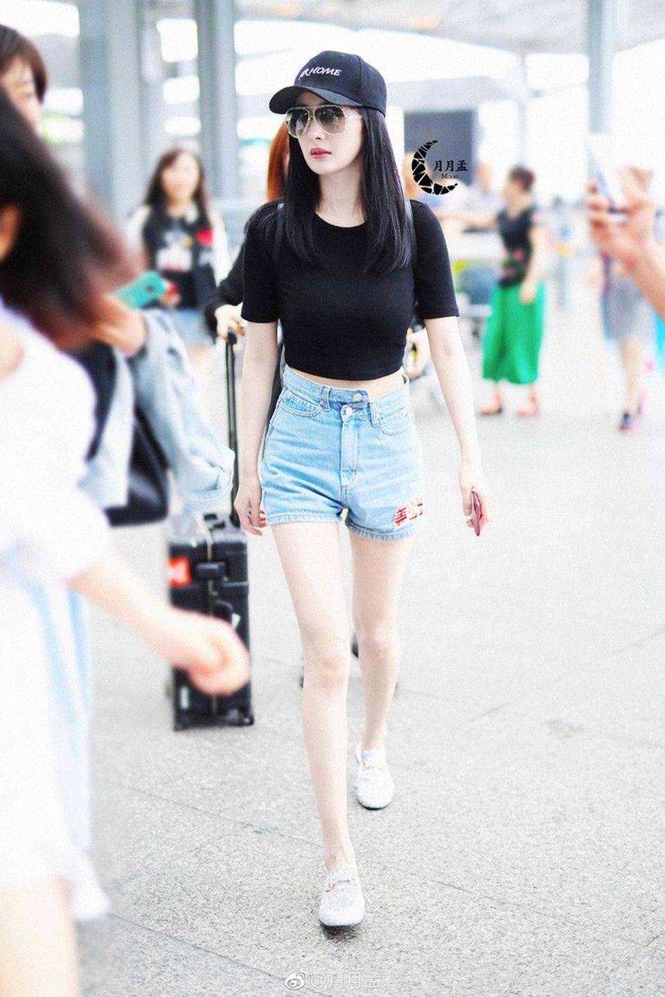 Dương Mịch mở màn trào lưu khoe eo độc đáo - 7 Dương Mịch mở màn trào lưu khoe eo độc đáo - 7
