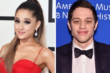 Rộ tin Ariana Grande đính hôn với bạn trai sau 1 tháng hò hẹn