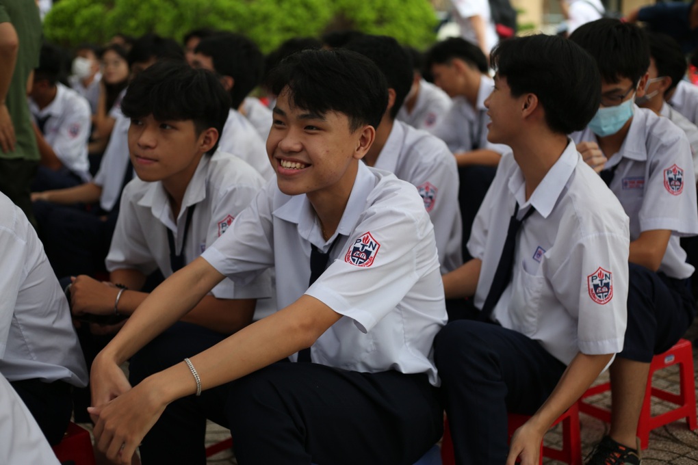 TPHCM xuất hiện mô hình cổng trường an toàn giao thông - 2 TPHCM xuất hiện mô hình cổng trường an toàn giao thông - 2