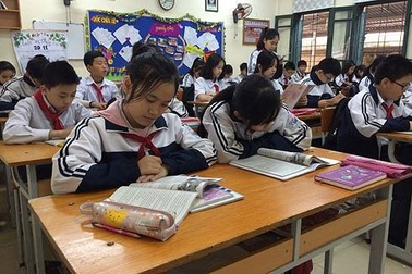 Lo tăng tải với chương trình giáo dục mới