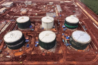 Tăng tốc thi công 6 bồn chứa nhiên liệu 6000m3/bồn tại sân bay Long Thành