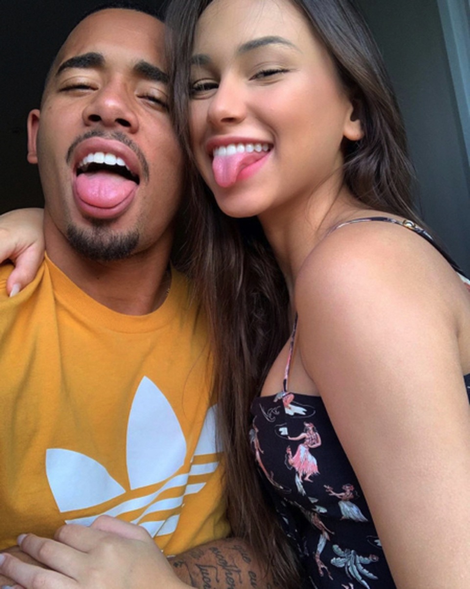Vừa “góp gạo thổi cơm chung”, Gabriel Jesus đã chia tay bạn gái phũ phàng - 1 Vừa “góp gạo thổi cơm chung”, Gabriel Jesus đã chia tay bạn gái phũ phàng - 1