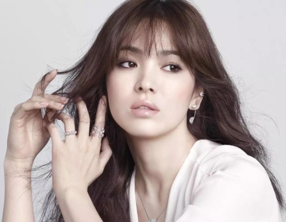 Choáng trước thu nhập khủng và khối tài sản của Song Hye Kyo - 1 Choáng trước thu nhập khủng và khối tài sản của Song Hye Kyo - 1