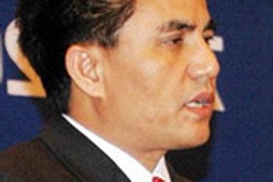 Tướng Oánh đã gọi cả trăm cuộc điện thoại cho Dũng “Huế”?