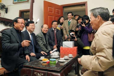 Đại gia địa ốc: Tết này ai đến xông nhà?