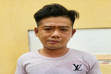 Bắt kẻ cướp giật vé số và tiền của cụ già 75 tuổi