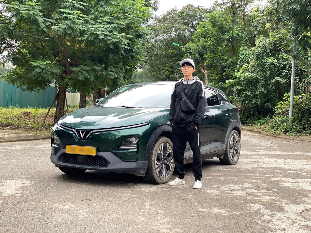 VinFast VF 6: Xe điện gọn nhẹ, đầy đủ tiện nghi, phù hợp mọi nhu cầu - 2 VinFast VF 6: Xe điện gọn nhẹ, đầy đủ tiện nghi, phù hợp mọi nhu cầu - 2