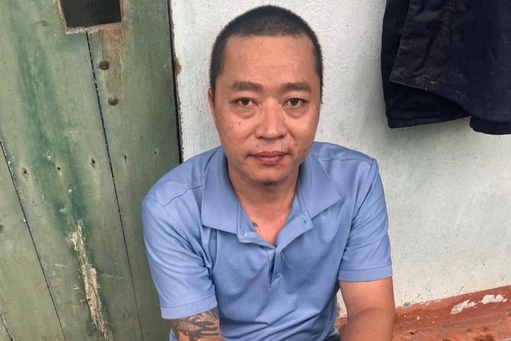 Bắt giữ đối tượng lẻn vào phòng trọ hiếp dâm thiếu nữ 17 tuổi - 1 Bắt giữ đối tượng lẻn vào phòng trọ hiếp dâm thiếu nữ 17 tuổi - 1