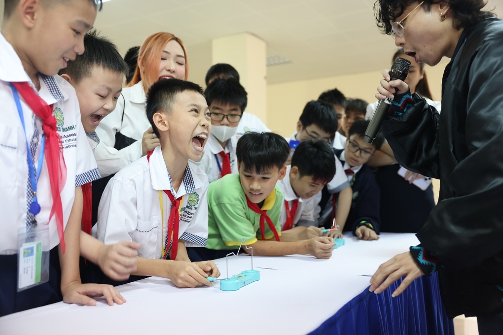 Solve for Tomorrow 2023 bội thu ý tưởng sau hơn 2 tháng khởi động - 1 Solve for Tomorrow 2023 bội thu ý tưởng sau hơn 2 tháng khởi động - 1