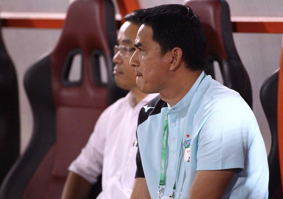 Báo Thái Lan: Kiatisuk khởi đầu không tốt sau thất bại trước Sài Gòn FC - 1 Báo Thái Lan: Kiatisuk khởi đầu không tốt sau thất bại trước Sài Gòn FC - 1