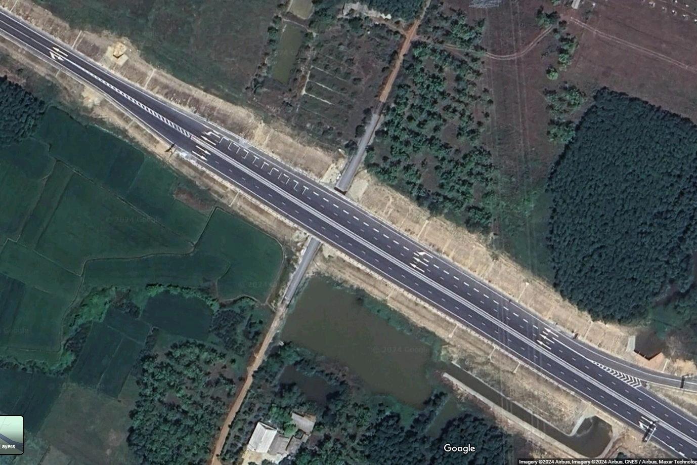 Bổ sung cảnh báo tại các điểm bóp làn trên cao tốc Cam Lộ - La Sơn - 2