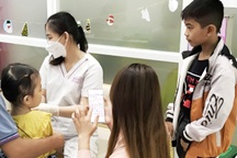 Phụ nữ sinh đủ 2 con trước 35 tuổi được tặng giấy khen, hỗ trợ 1 triệu đồng