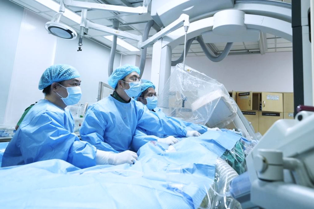 Thành tựu y khoa Việt Nam: Phương pháp điều trị qua da giúp hạn chế đột tử - 2 Thành tựu y khoa Việt Nam: Phương pháp điều trị qua da giúp hạn chế đột tử - 2