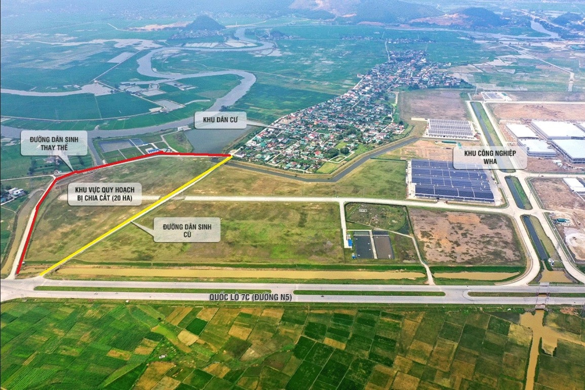 Hụt 2 dự án hơn nửa tỷ USD vì... một con đường dân sinh - 1 Hụt 2 dự án hơn nửa tỷ USD vì... một con đường dân sinh - 1