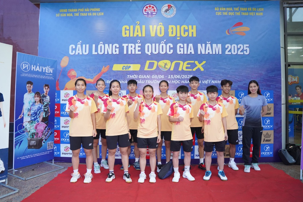 Gần 200 VĐV tranh tài tại giải vô địch cầu lông trẻ quốc gia 2025 - 2 Gần 200 VĐV tranh tài tại giải vô địch cầu lông trẻ quốc gia 2025 - 2