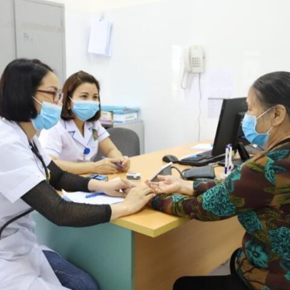 Hỗ trợ kinh phí chữa bệnh cho người dân tộc thiểu số vùng khó khăn - 1 Hỗ trợ kinh phí chữa bệnh cho người dân tộc thiểu số vùng khó khăn - 1