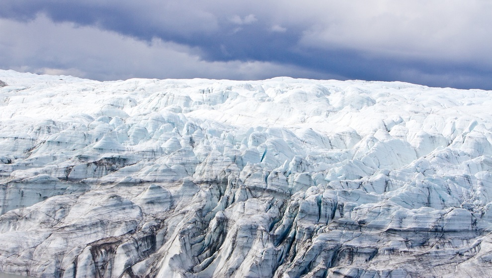 6 cấu trúc bí ẩn dưới lớp băng Greenland - 7 6 cấu trúc bí ẩn dưới lớp băng Greenland - 7