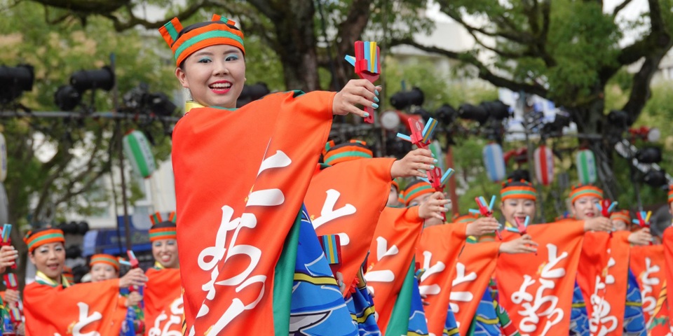 Vũ điệu mùa hè sôi động diễn ra giữa ngày xuân - 4 Vũ điệu mùa hè sôi động diễn ra giữa ngày xuân - 4