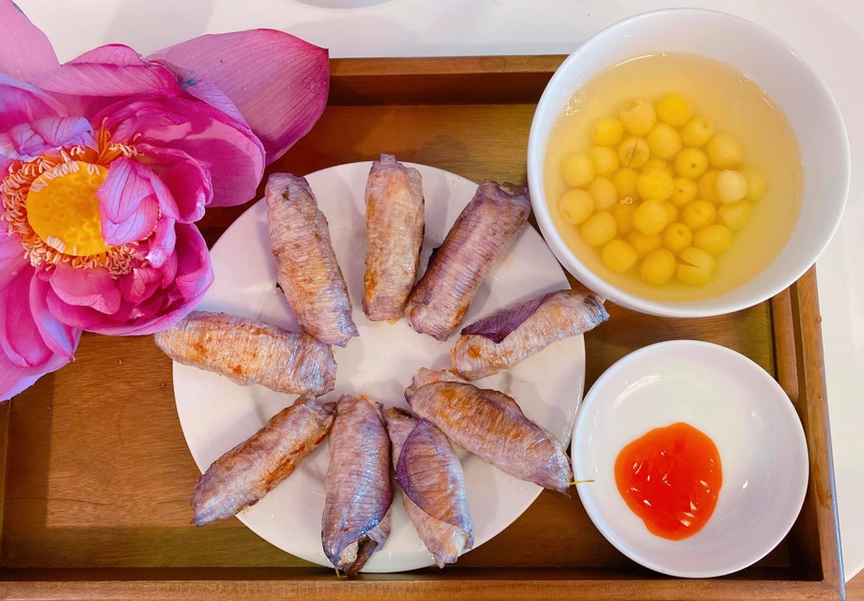 Độc đáo công thức món chả hoa sen - 3 Độc đáo công thức món chả hoa sen - 3