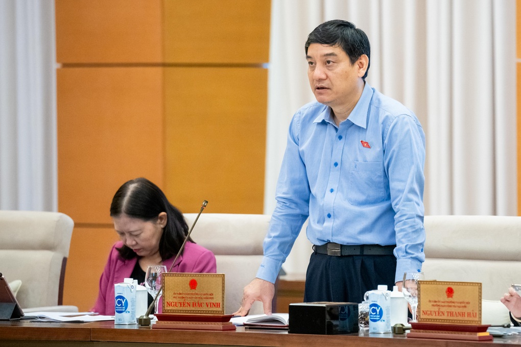 Chưa xử lý thỏa đáng trường hợp học giả, bằng thật của ông Vương Tấn Việt - 1 Chưa xử lý thỏa đáng trường hợp học giả, bằng thật của ông Vương Tấn Việt - 1