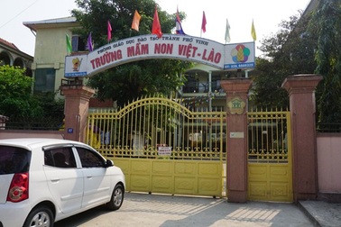 Nghi vấn giáo viên thực tập bị phụ huynh đánh nhập viện