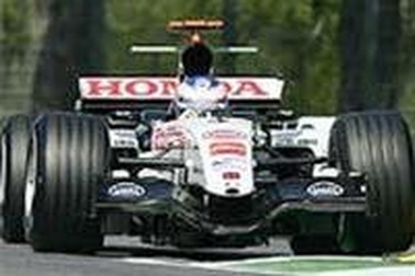 Xe BAR Honda bị cấm đua F1