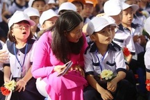 TPHCM: Giám sát việc trả lương, thưởng Tết cho giáo viên