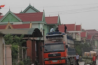 Xuất ngoại thu gom phế liệu