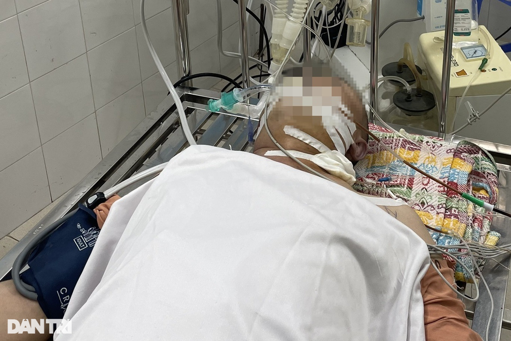 Vụ 12 thuyền viên Trung Quốc tử vong: Thêm một nạn nhân đang nguy kịch - 1 Vụ 12 thuyền viên Trung Quốc tử vong: Thêm một nạn nhân đang nguy kịch - 1