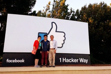 Đồng hành cùng con “thẳng tiến” vào Facebook - câu chuyện một người mẹ dám mơ ước