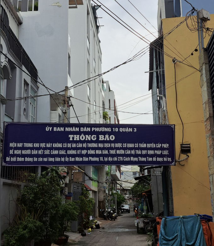 Chính quyền địa phương yêu cầu chủ đầu tư tạm ngưng thi công công trình và khuyến cáo người dân cảnh giác, không ký hợp đồng mua bán hoặc thuê mướn căn hộ sai quy định pháp luật.