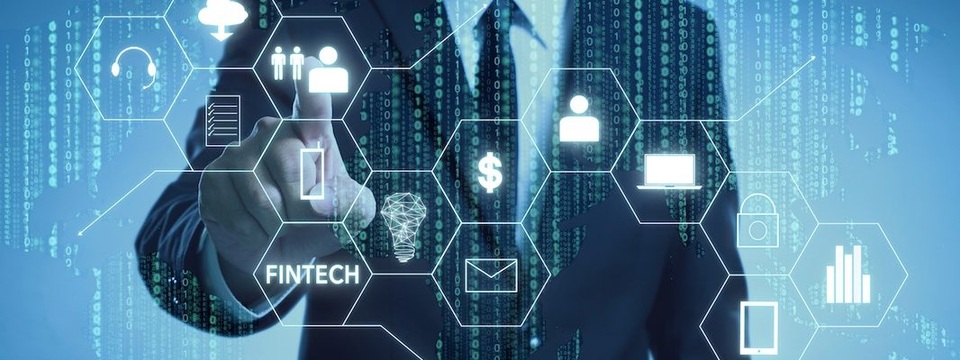 Cách mạng Fintech thay đổi cả thế giới đang “gõ cửa”, ông lớn BĐS Việt Nam tỉnh giấc - 2 Cách mạng Fintech thay đổi cả thế giới đang “gõ cửa”, ông lớn BĐS Việt Nam tỉnh giấc - 2
