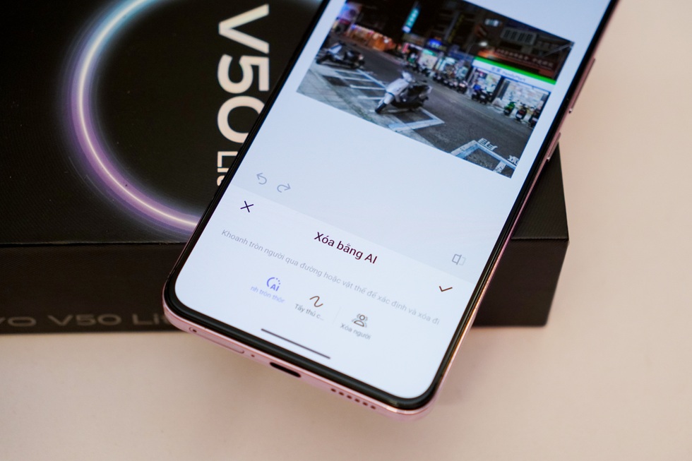 Đánh giá Vivo V50 Lite 5G: Pin khoẻ, hiệu suất trung bình - 25 Đánh giá Vivo V50 Lite 5G: Pin khoẻ, hiệu suất trung bình - 25