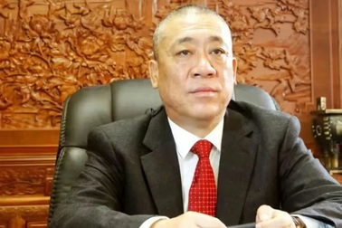 Ông chủ gây sốc khi sa thải nhân viên xấu hổ về ngoại hình của mẹ ruột
