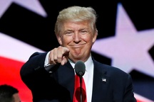 Hé lộ bộ tài liệu chỉ toàn lời khen dành cho Tổng thống Trump